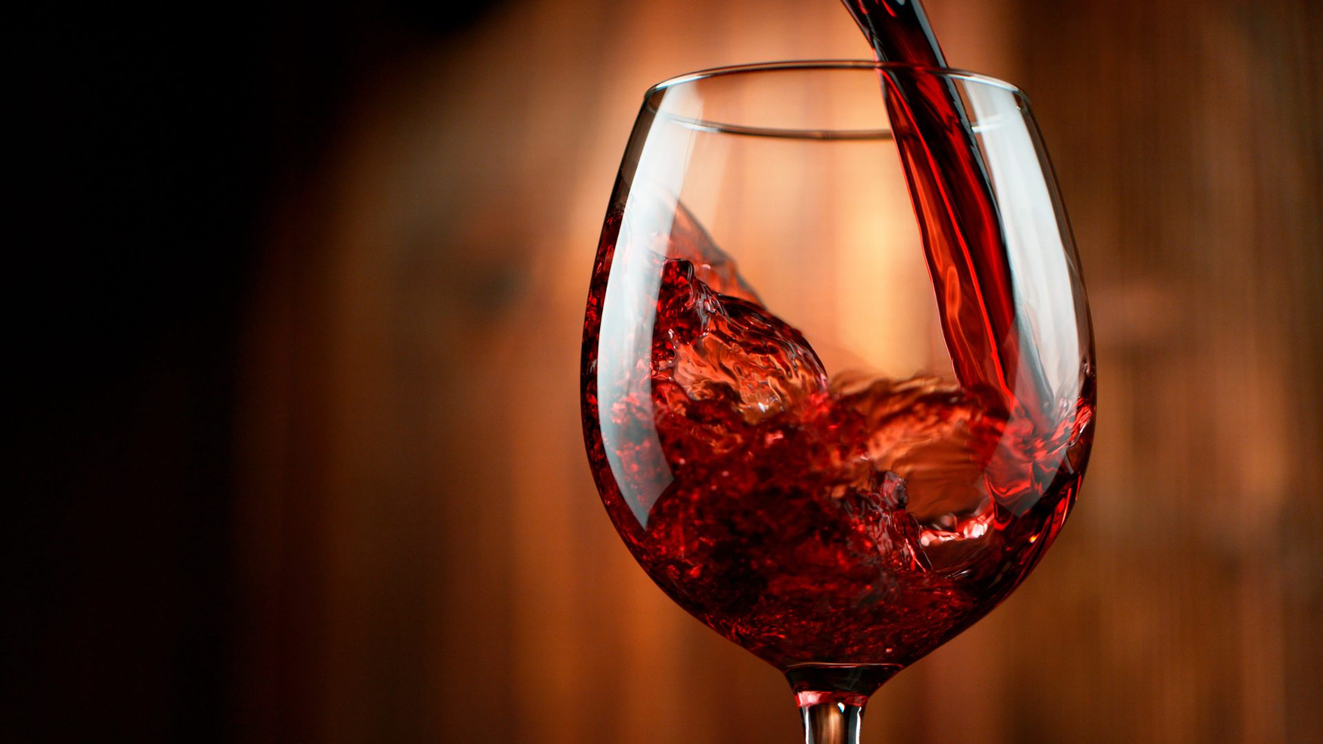 Red Wine Swirling Glass 1920 x 1080