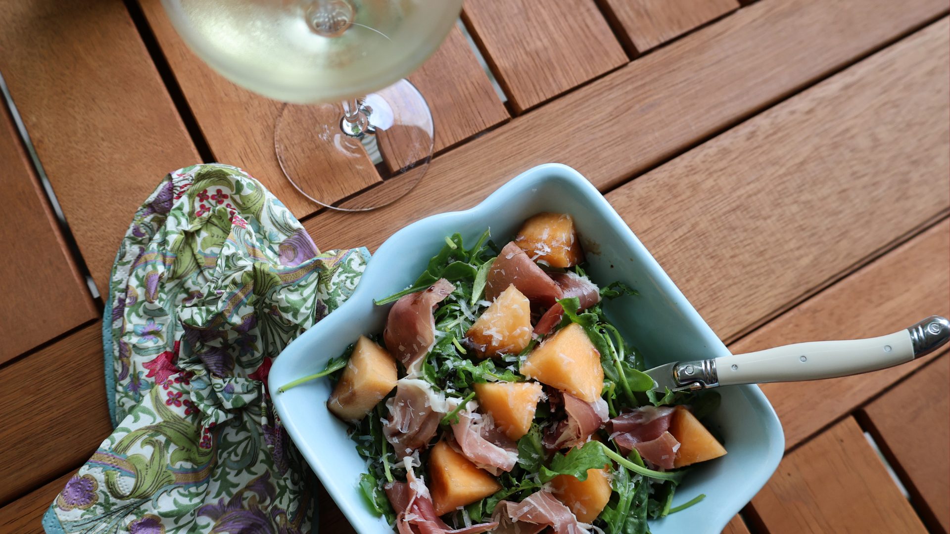 Prosciutto Wrapped Melon w_ Riesling 1920 x 1080